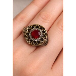 Large Silver Tone Ring Sz 7 Patina Goth Fantasy Faux‎ Red Gemstone Cocktail